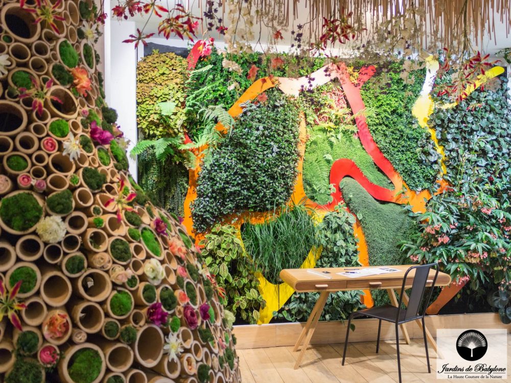 Mur végétal Design inspiré de l'univers organique Moebius - Jardins de  Babylone
